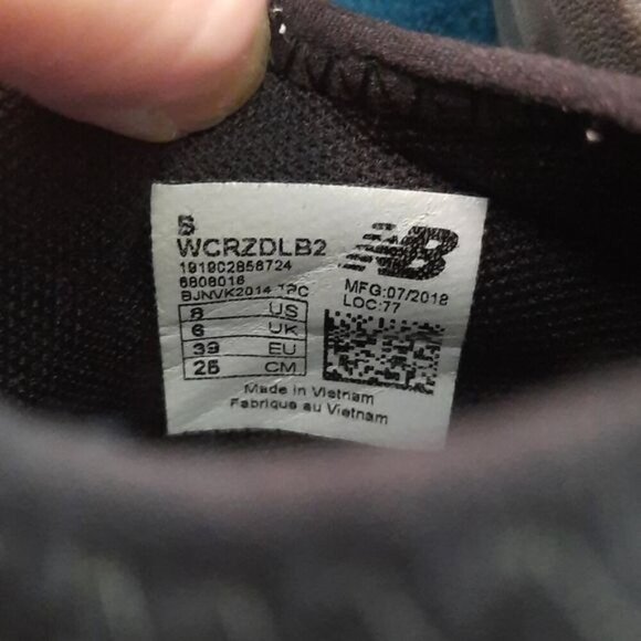 New Balance Suede Leather Fabric Walking Shoe Sneaker Size 8 - Picture 9 of 9